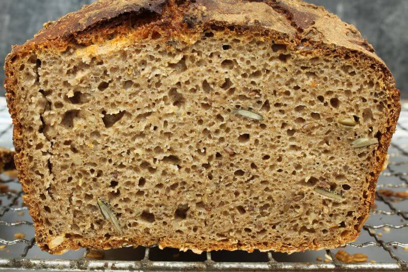 Roggen-Dinkel-Kastenbrot