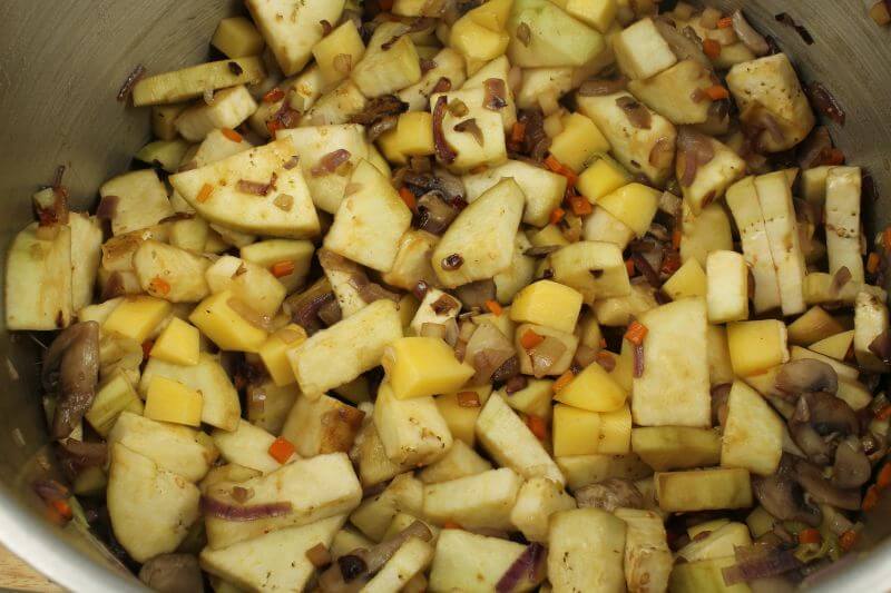 Auberginen und Kartoffeln 
