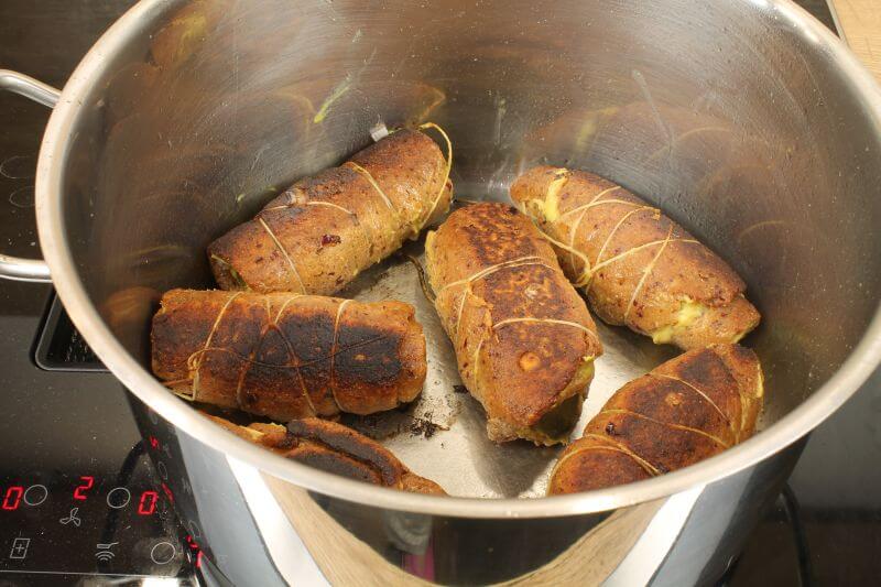 Wickeln und anbraten Wickeln und anbraten