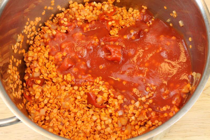Tomaten dazugeben Tomaten dazugeben