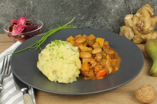 Kartoffel-Sellerie-Stampf mit Topinambur